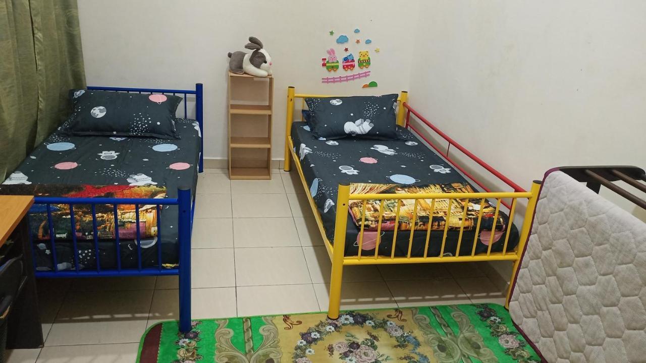 Illa Bella Homestay Jasin Exterior foto